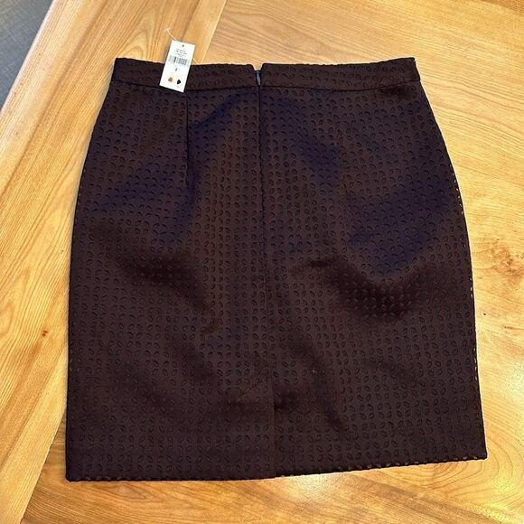 NWT Banana Republic pencil skirt eggplant with laser cut outs - Picture 4 of 7